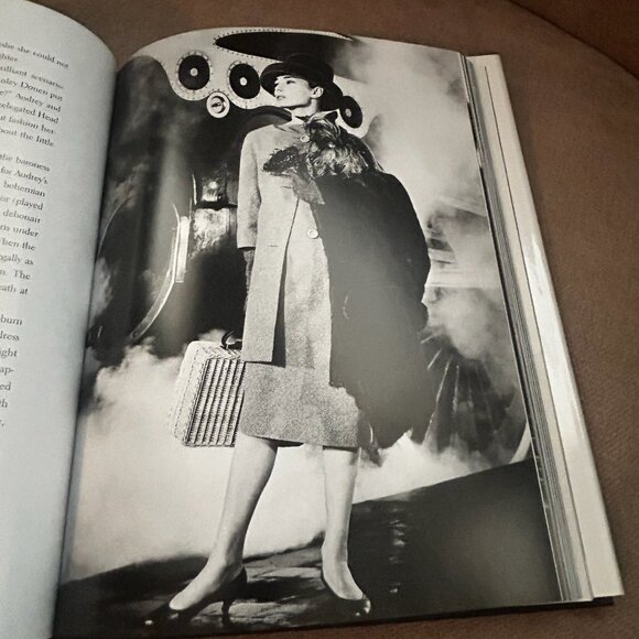 New Audrey Hepburn Coffee Table Photo Book - Picture 6 of 7